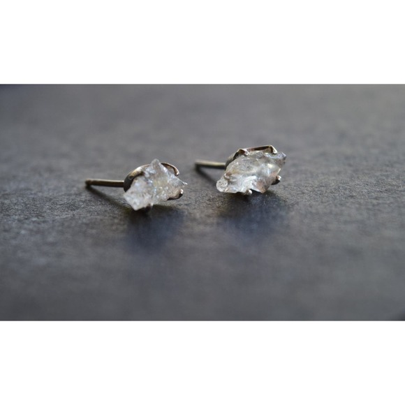 Sterling silver stud earrings, alternative diamond, uncut natural gemsto… - Picture 4 of 5